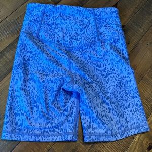 Athleta biker shorts size Small